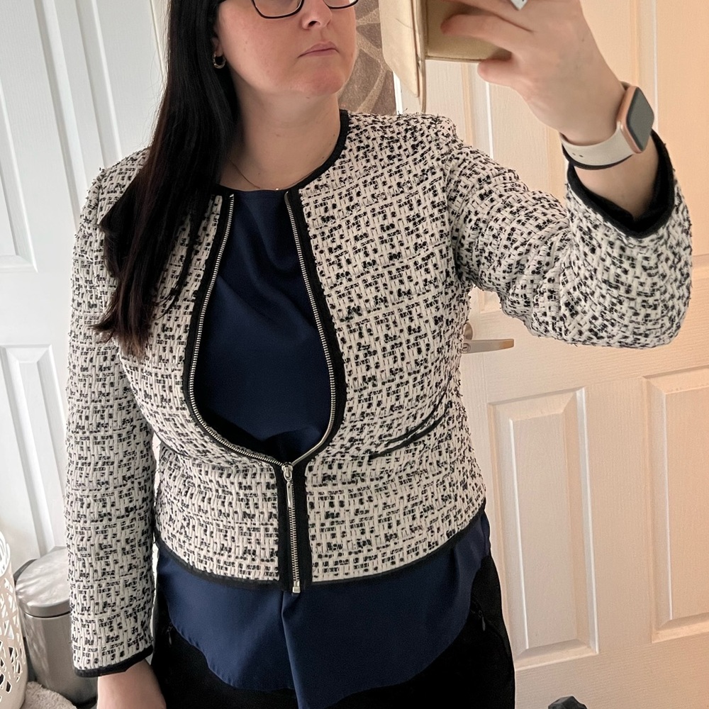 Target Collection Blazer. Textured/structured/preppy/corporate. Small fit 18 - Picture 6 of 11